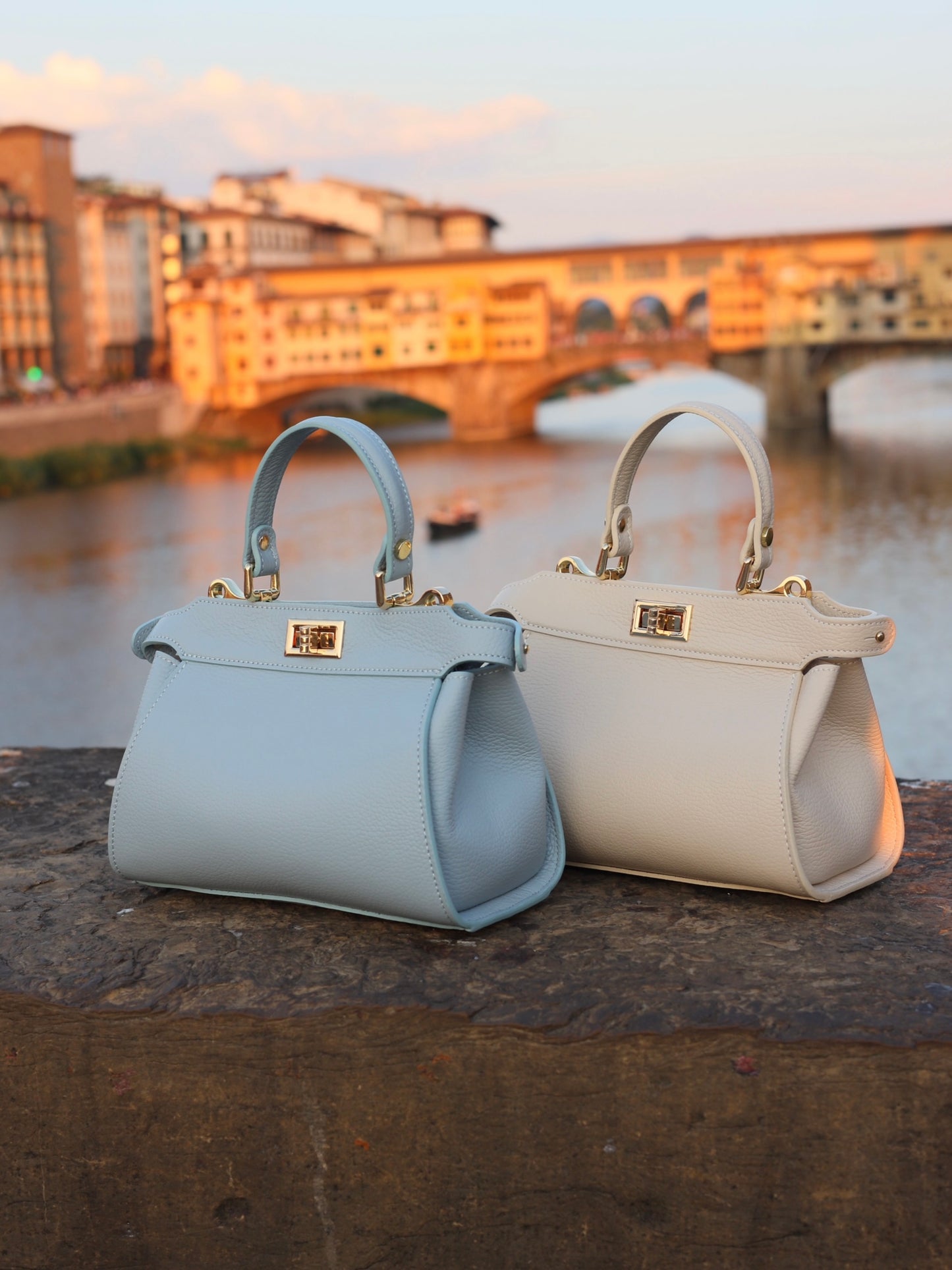 Lira Leather Handbag in Cream