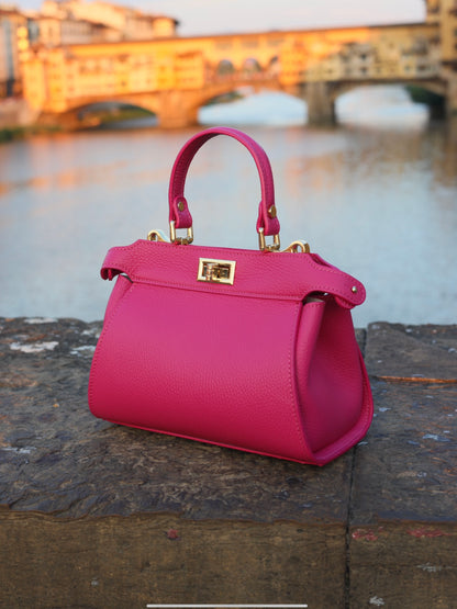 Lira Leather Handbag in Fuchsia