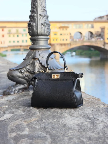 Lira Handbag Black