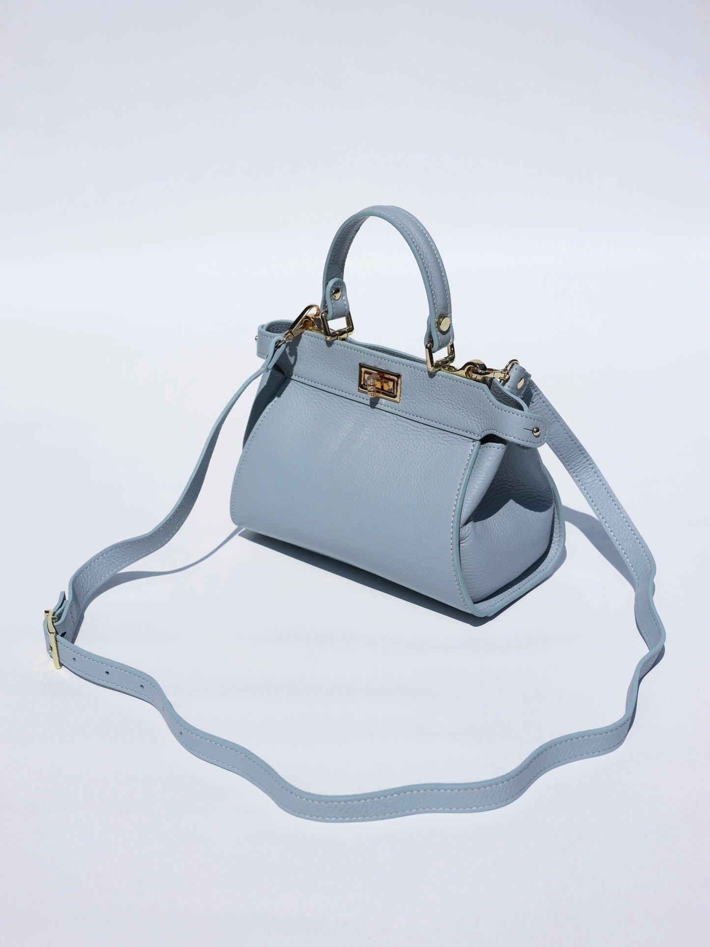Lira Leather Handbag in Baby Blue