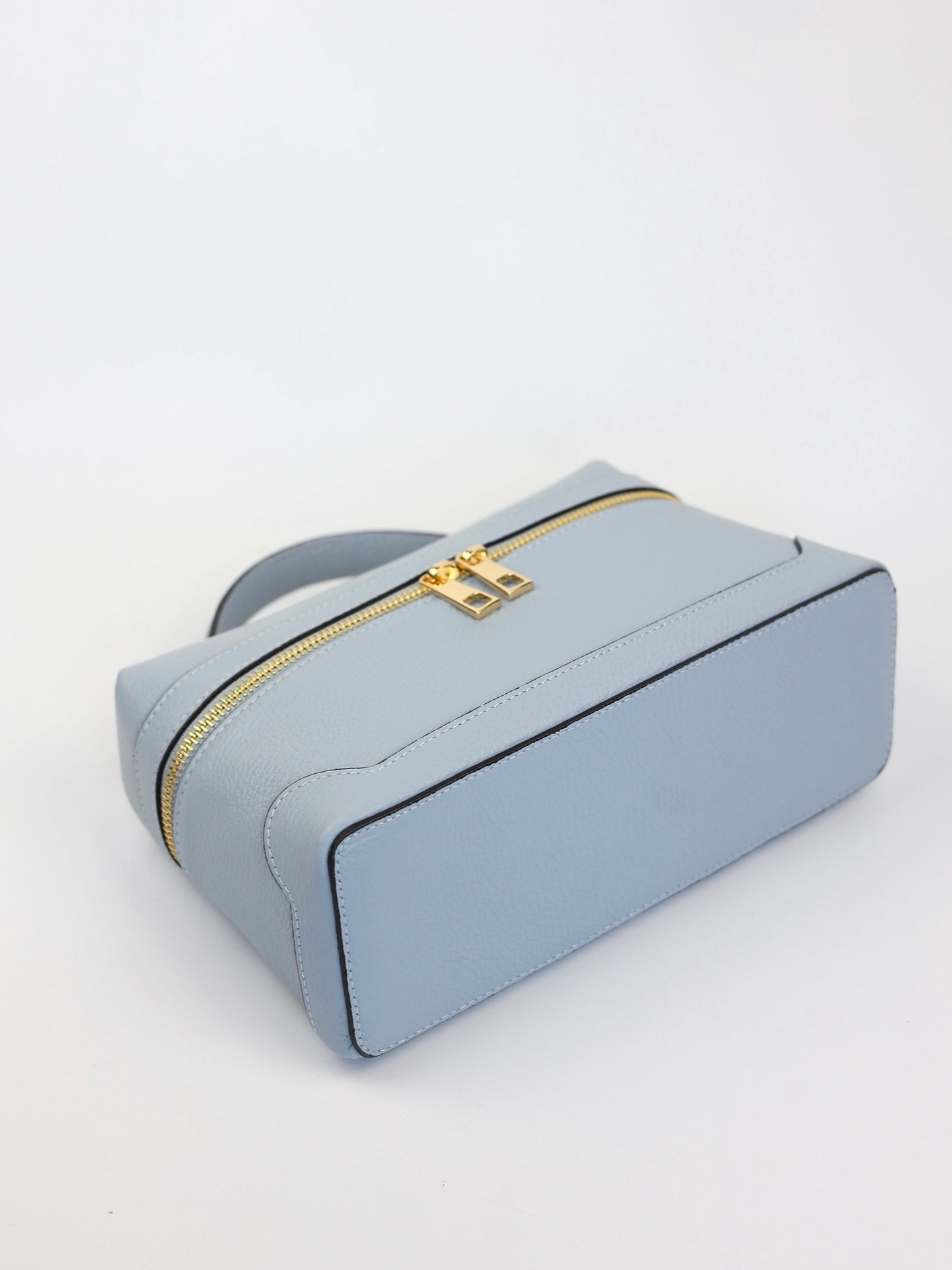 Sandra Vanity Leather Handbag in Baby Blue