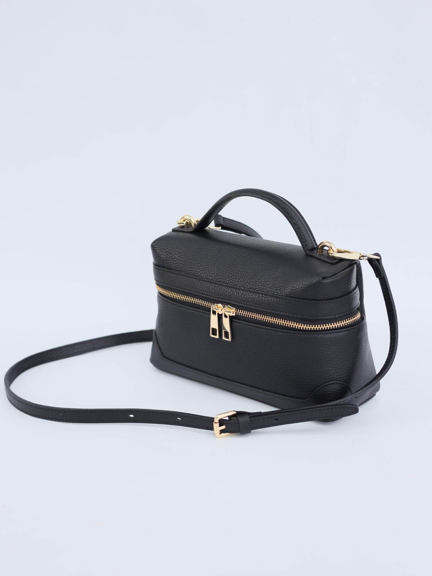 Sandra Vanity Leather Handbag in Black