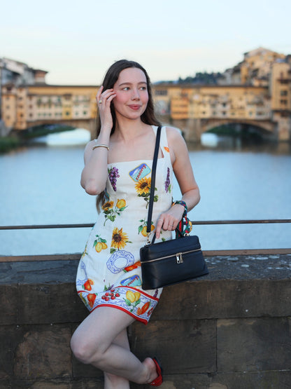 Sandra Vanity Leather Handbag in Black
